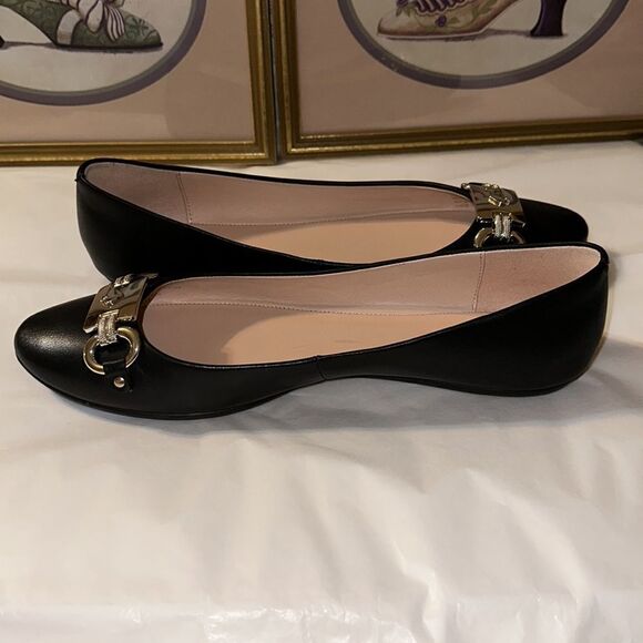 Kate Spade 9.5 Phoebe Black Gold Tone Link Hardware Black Leather Flats - Picture 8 of 14